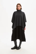 Load image into Gallery viewer, Tirelli Crossover Wrap Knit Charcoal