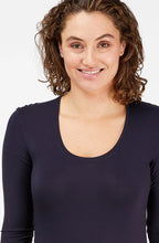 Load image into Gallery viewer, Tani Regular Scoop L/S Tee 79350 French Navy