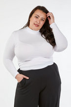Load image into Gallery viewer, Tani Turtle Neck 79278 White