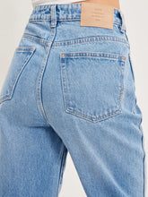 Load image into Gallery viewer, Neuw Denim Sade Baggy Session
