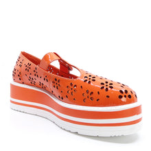 Load image into Gallery viewer, Top End Sarki Orange Patent Leather
