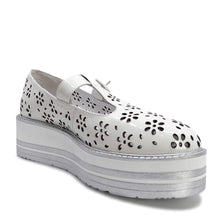 Load image into Gallery viewer, Top End Sarki White Patent Leather
