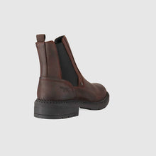 Load image into Gallery viewer, Wild Rhino Tribeca Dark Brown Oil Suede