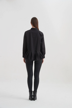 Load image into Gallery viewer, Tirelli Pleated Hem Shirt Black
