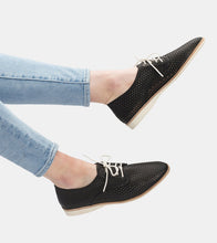 Load image into Gallery viewer, Rollie Derby Punch Black