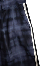 Load image into Gallery viewer, Jungles Jungles Haze Plaid Short
