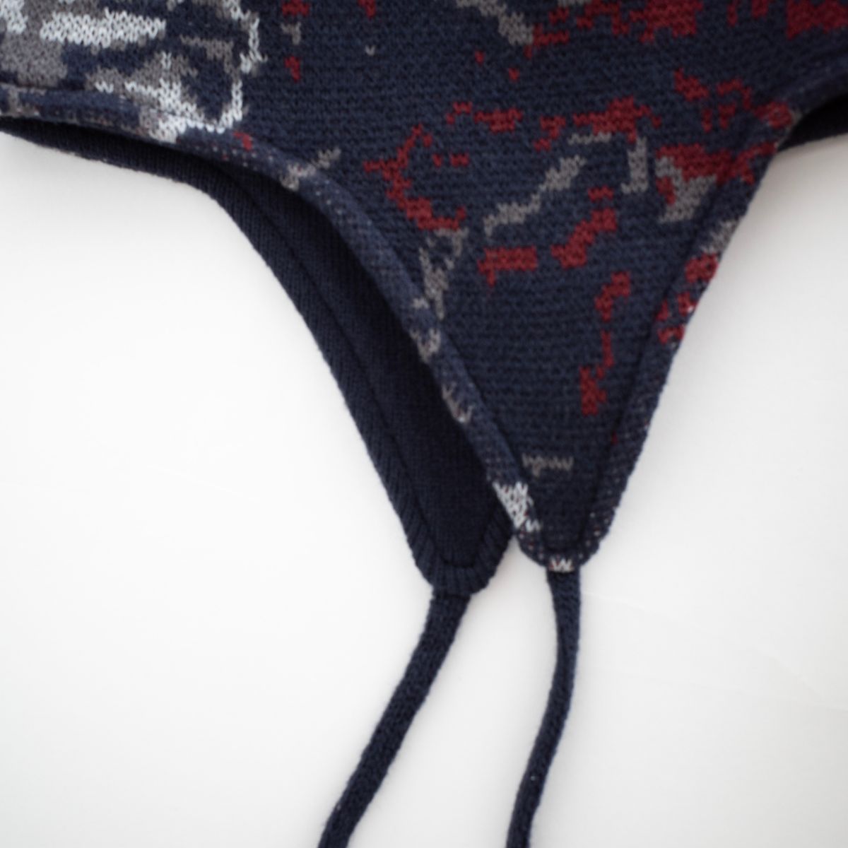 Jungles Jungles Static Tie Up Beanie