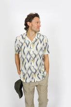 Load image into Gallery viewer, James Harper JHS569 S/S Cuban Collar Shirt Ikat
