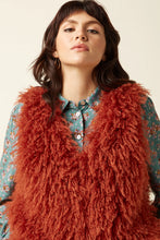 Load image into Gallery viewer, King Louie Cilla Gilet Empire Rio Red
