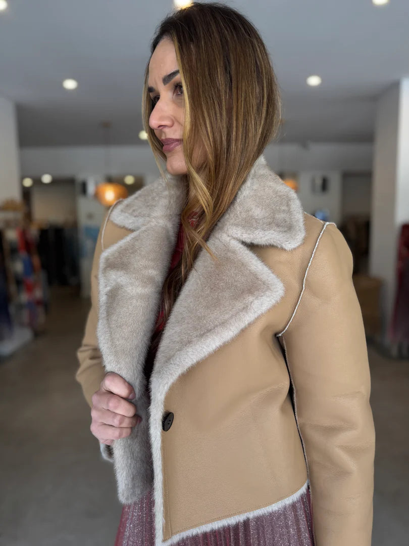 DEA The Label Faux Fur Cropped Reversible Jacket Beige