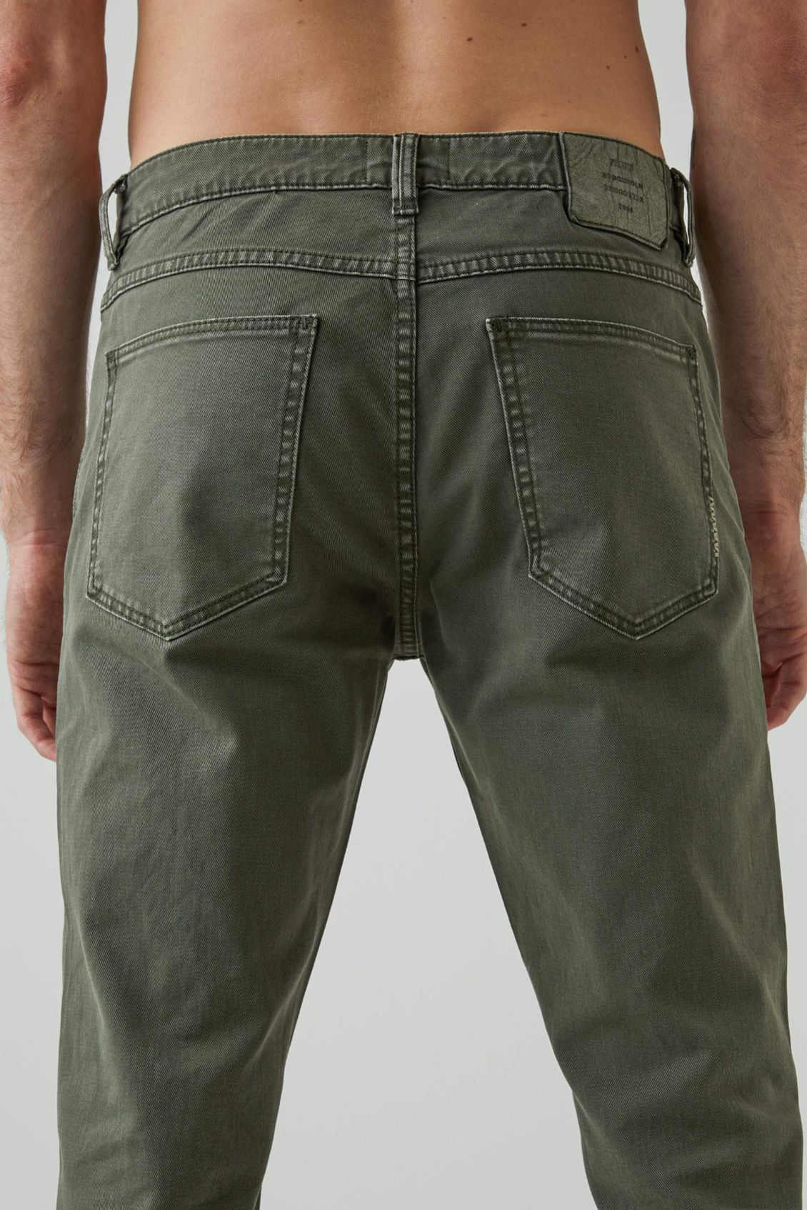 Neuw Denim Lou Slim Twill Military