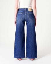 Load image into Gallery viewer, Neuw Denim Eva Wide Iris Indigo
