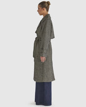 Load image into Gallery viewer, Fate + Becker Charmer Trench Black/Cream
