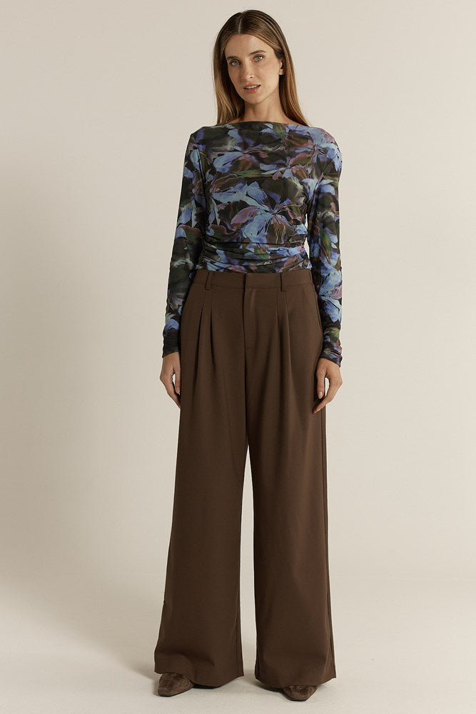 Fate+Becker Roan Pleat Front Pant Chocolate