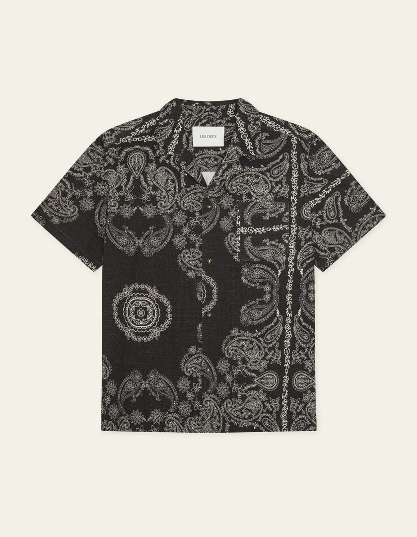 Les Deux Paisley AOP SS Shirt Tap Shoe Black