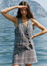 Load image into Gallery viewer, Sass Clothing Blakely Vest Prince of Wales Check
