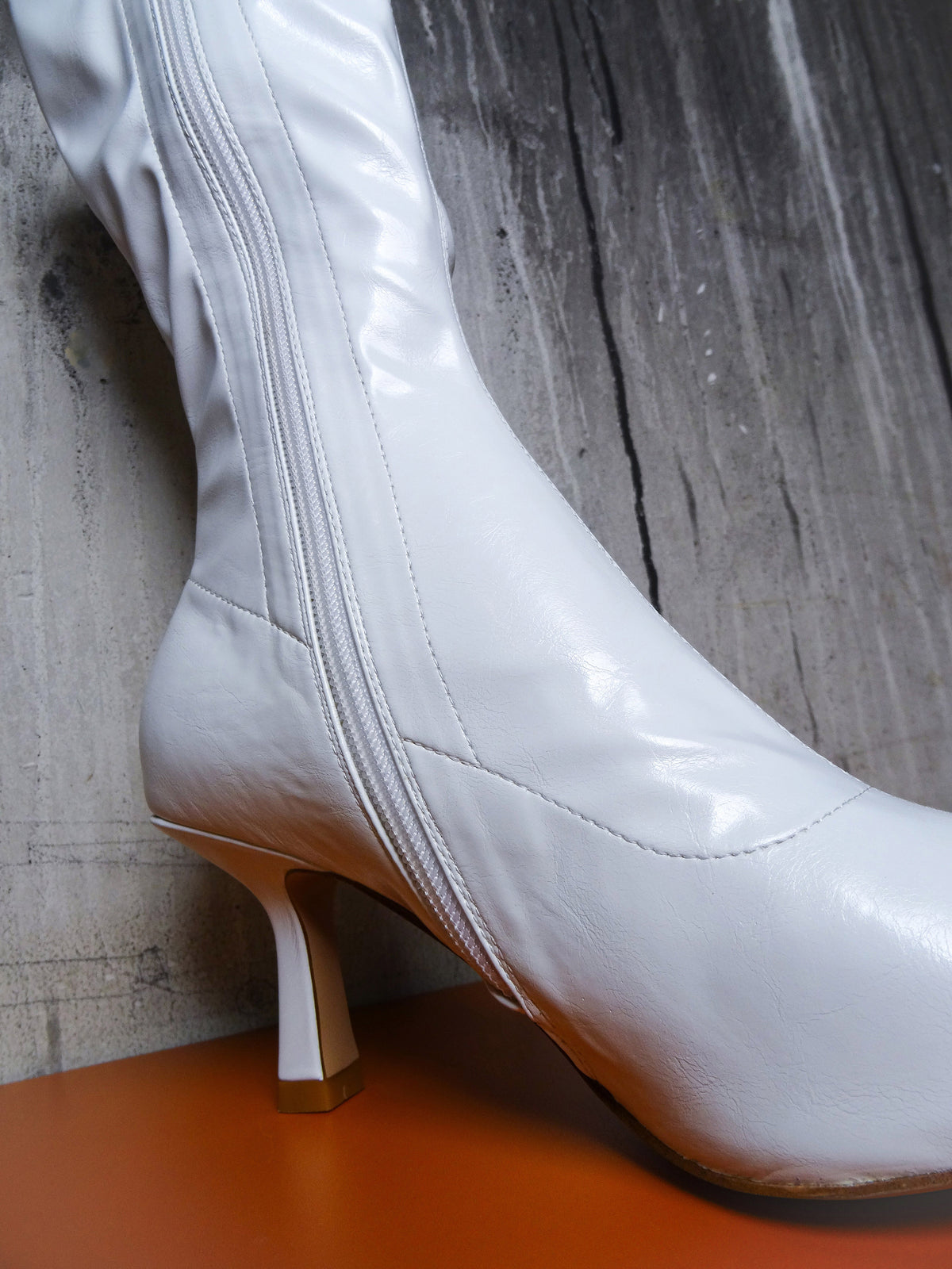 Mollini Aurelia White Stretch Smooth