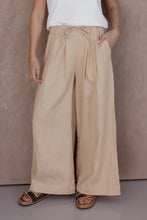 Load image into Gallery viewer, ALEXANDRA Teri Linen Pants Beige
