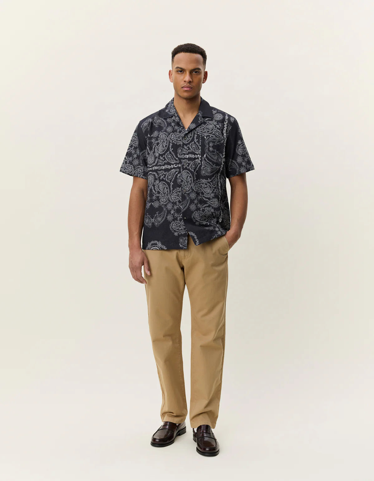 Les Deux Paisley AOP SS Shirt Tap Shoe Black