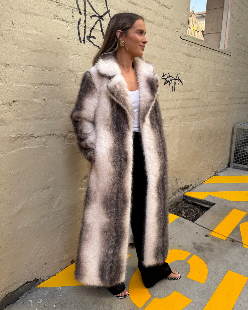 DEA The Label Faux Fur Trench Arctic Fox Cream
