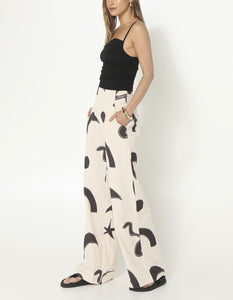 Madison The Label Oaklyn Pants Abstract Print