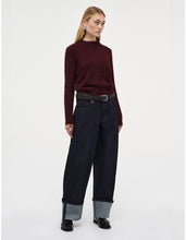 Load image into Gallery viewer, Neuw Denim Kate Knit Pinot
