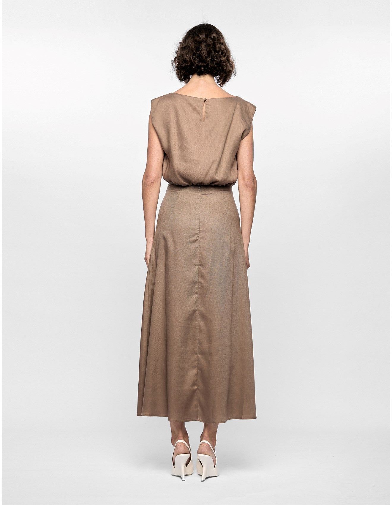 Staple The Label Willa Midi Skirt Truffle