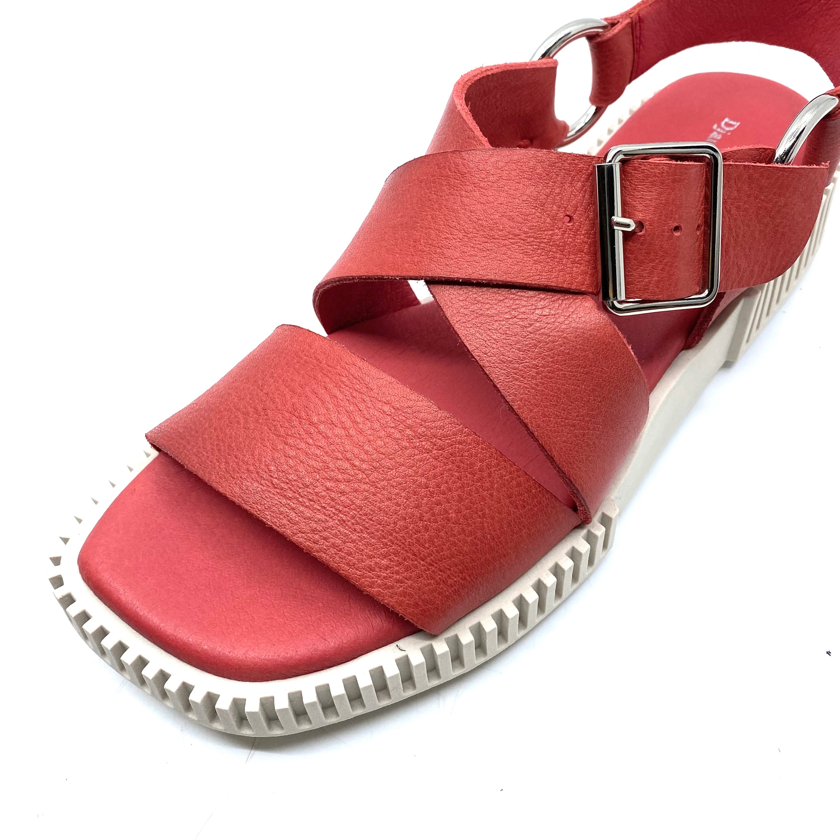 Django & Juliette Irying Red/Almond