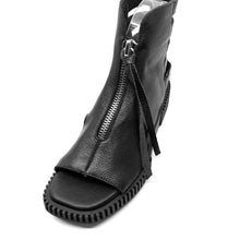 Load image into Gallery viewer, Django &amp; Juliette Idaho Black/ Black Tumble Leather
