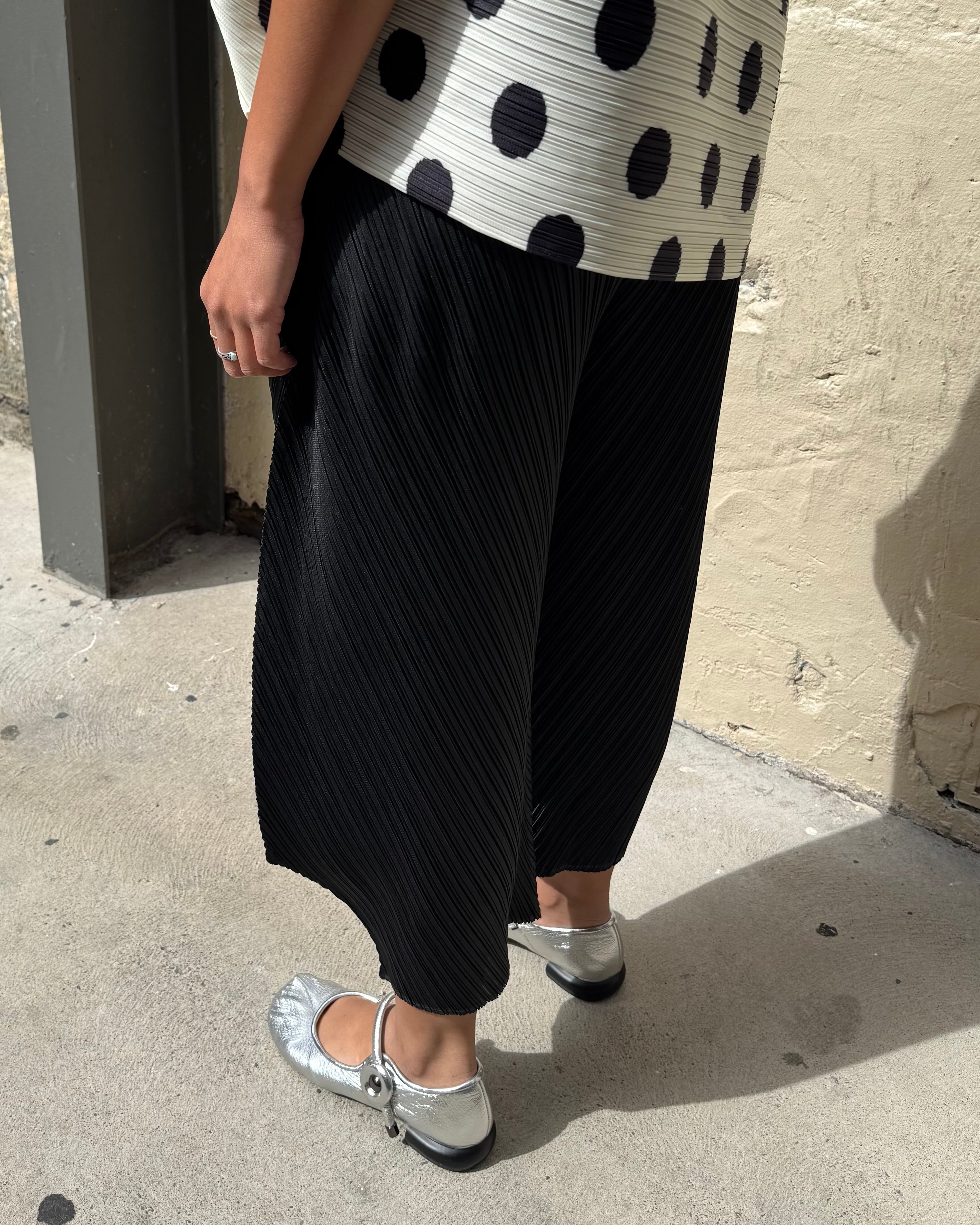 Indulge Me CLO108 Pleated Harem Pants Black