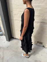 Load image into Gallery viewer, Indulge Me CLO113 Sleeveless Twist Pleat Dress Black
