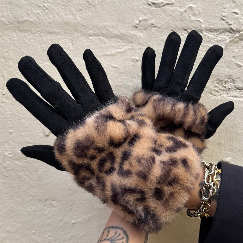 Cinnamon Creations GV1433 Leopard Mock Fur Glove Beige
