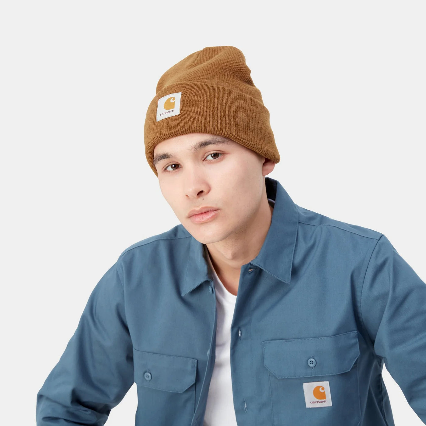 Carhartt short online watch beanie