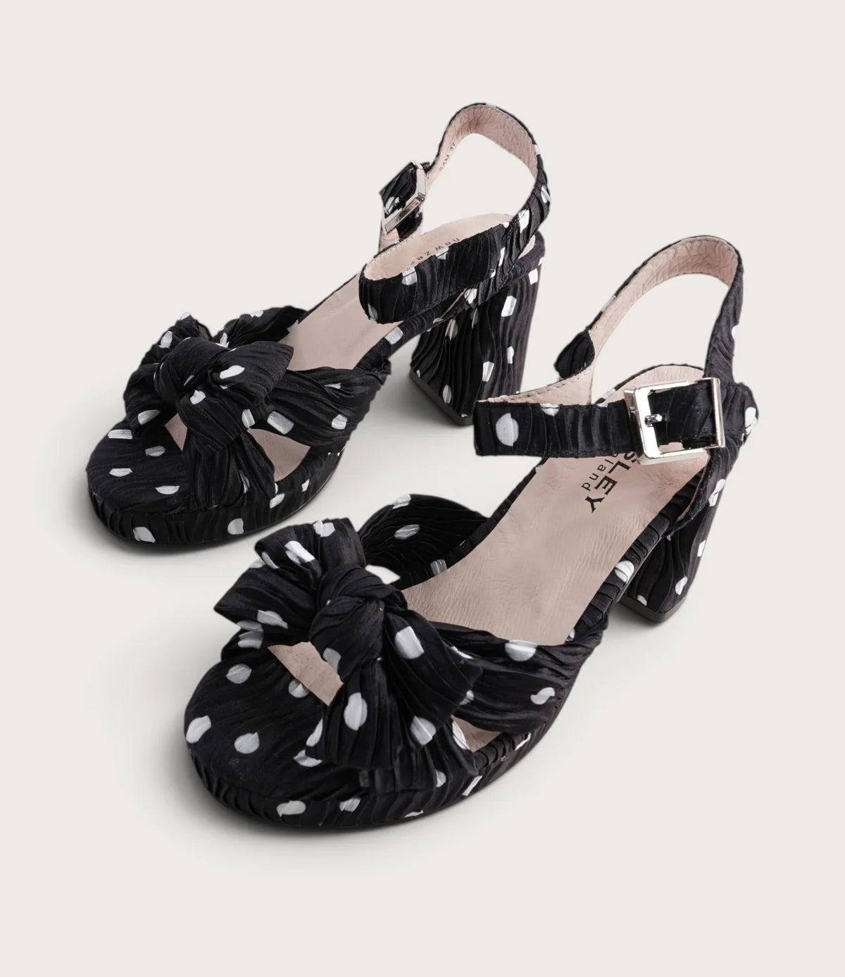 Bresley Sam Platform Heels Black Spot