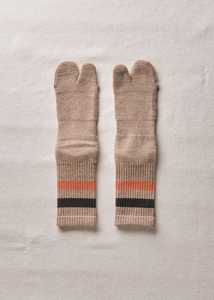 Yahae Organic Cotton Yak Pile Soles Tabi Socks Brown
