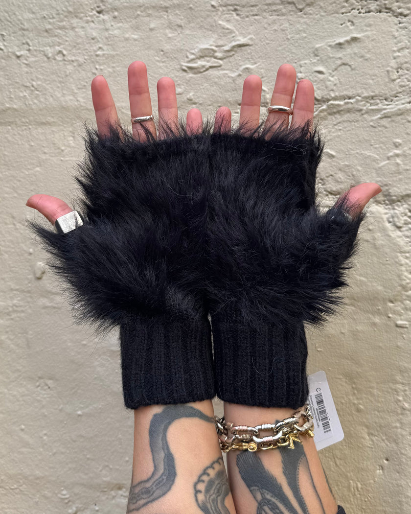 Cinnamon Creations GL040 Fluffy Fingerless Gloves Black