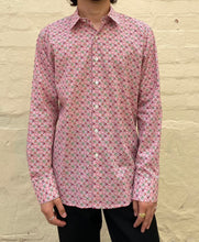 Load image into Gallery viewer, Phillips Liberty L/S Shirt Love Links
