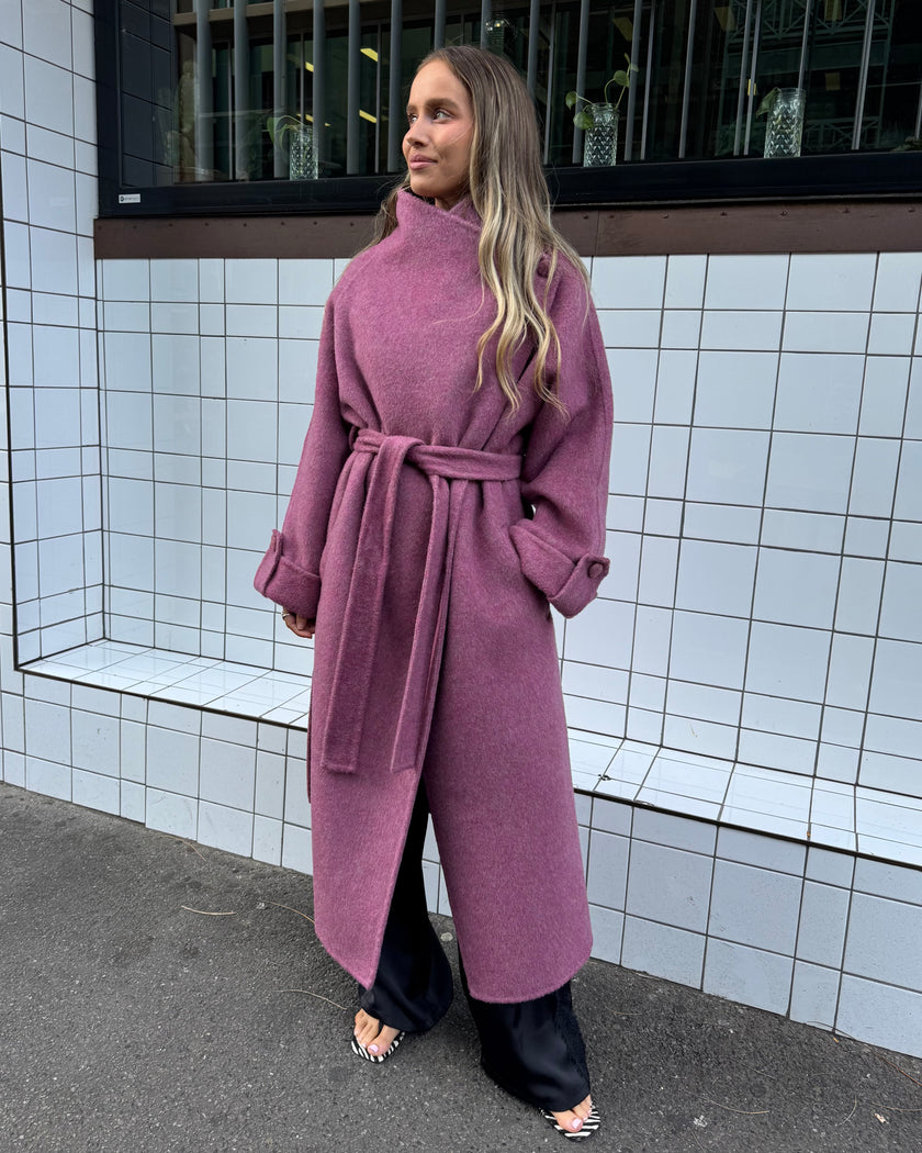 Cinnamon Creations Wool Blend Trenchcoat Pink