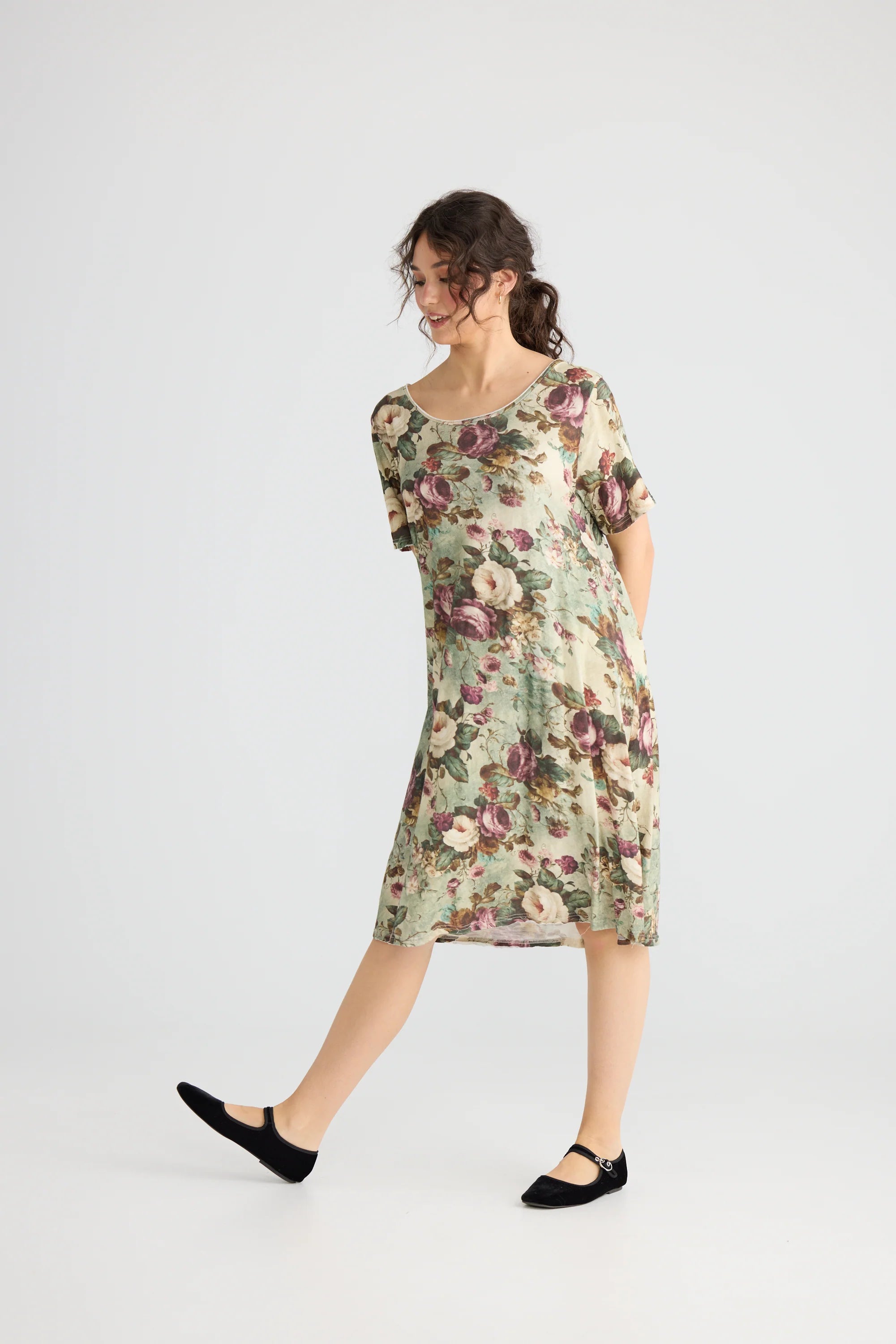 Miss Rose Sister Violet Bloomsbury Dress Vintage Rose Floral