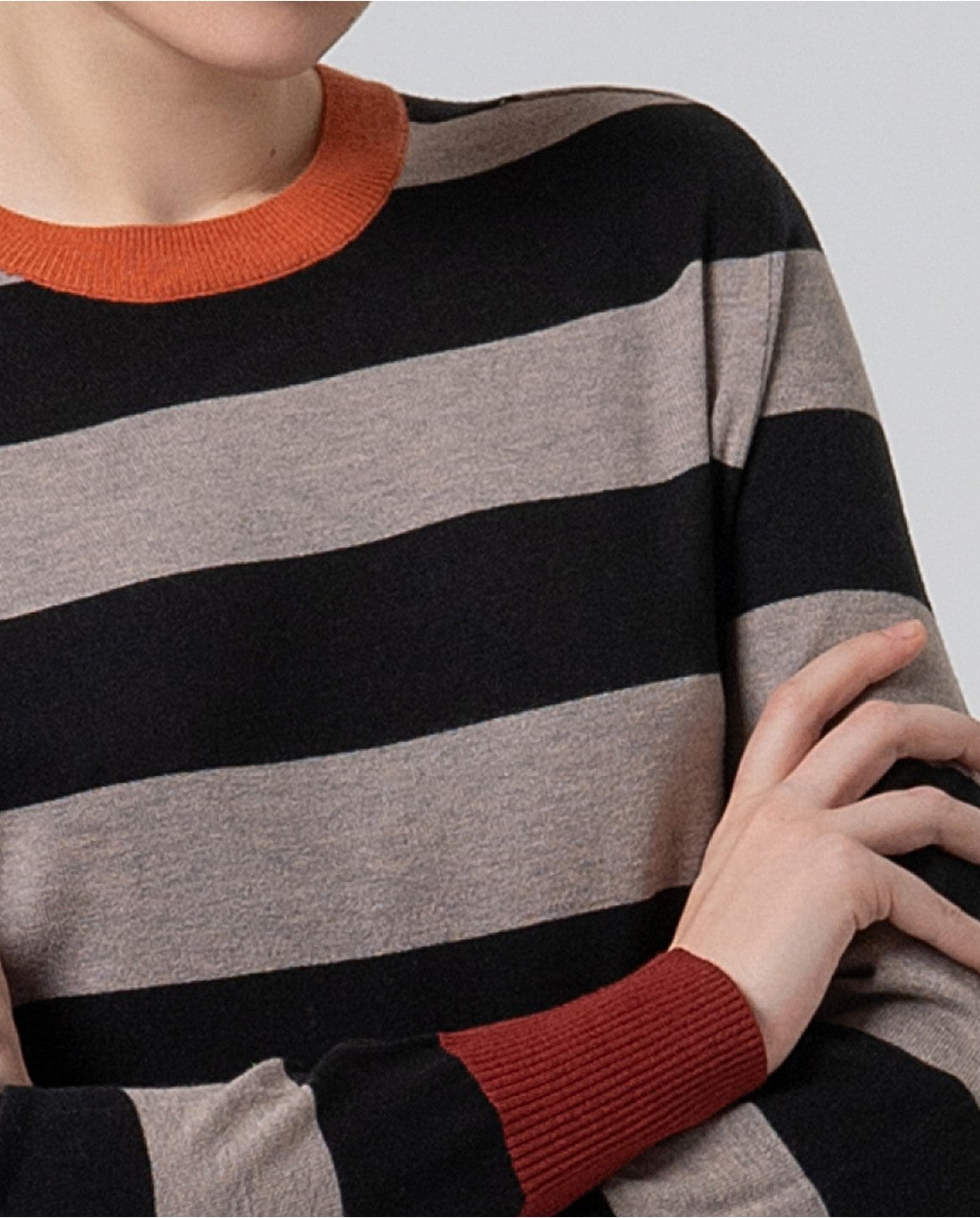 Surkana Futi Round Neck Dress Black Stripe