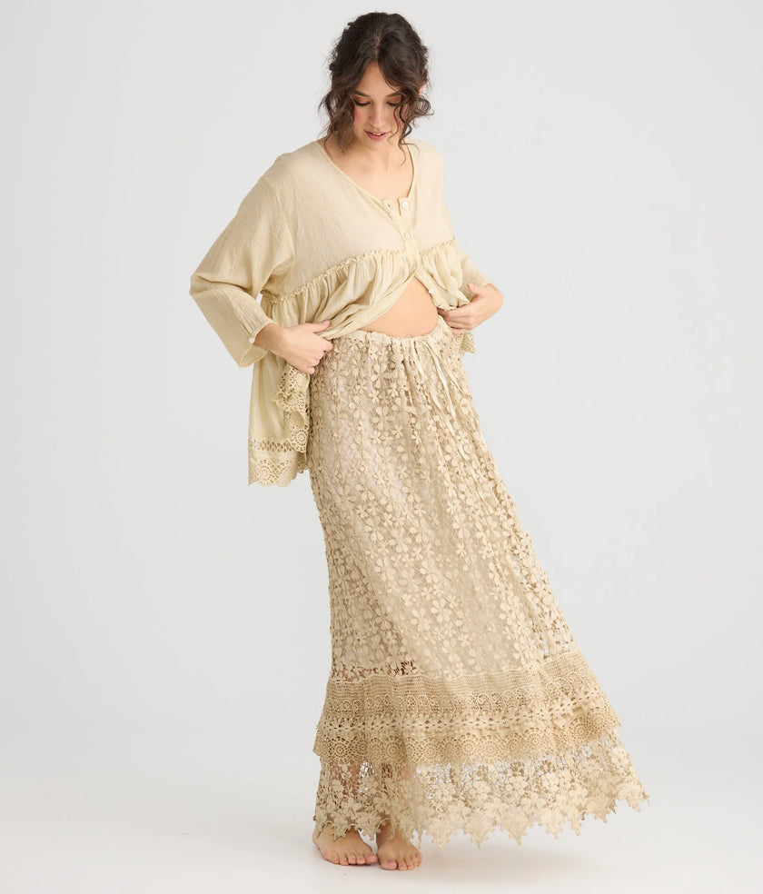 Miss Rose Sister Violet Passionflower Lace Skirt Cream