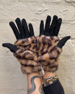 Cinnamon Creations GV1433 Leopard Mock Fur Glove Beige