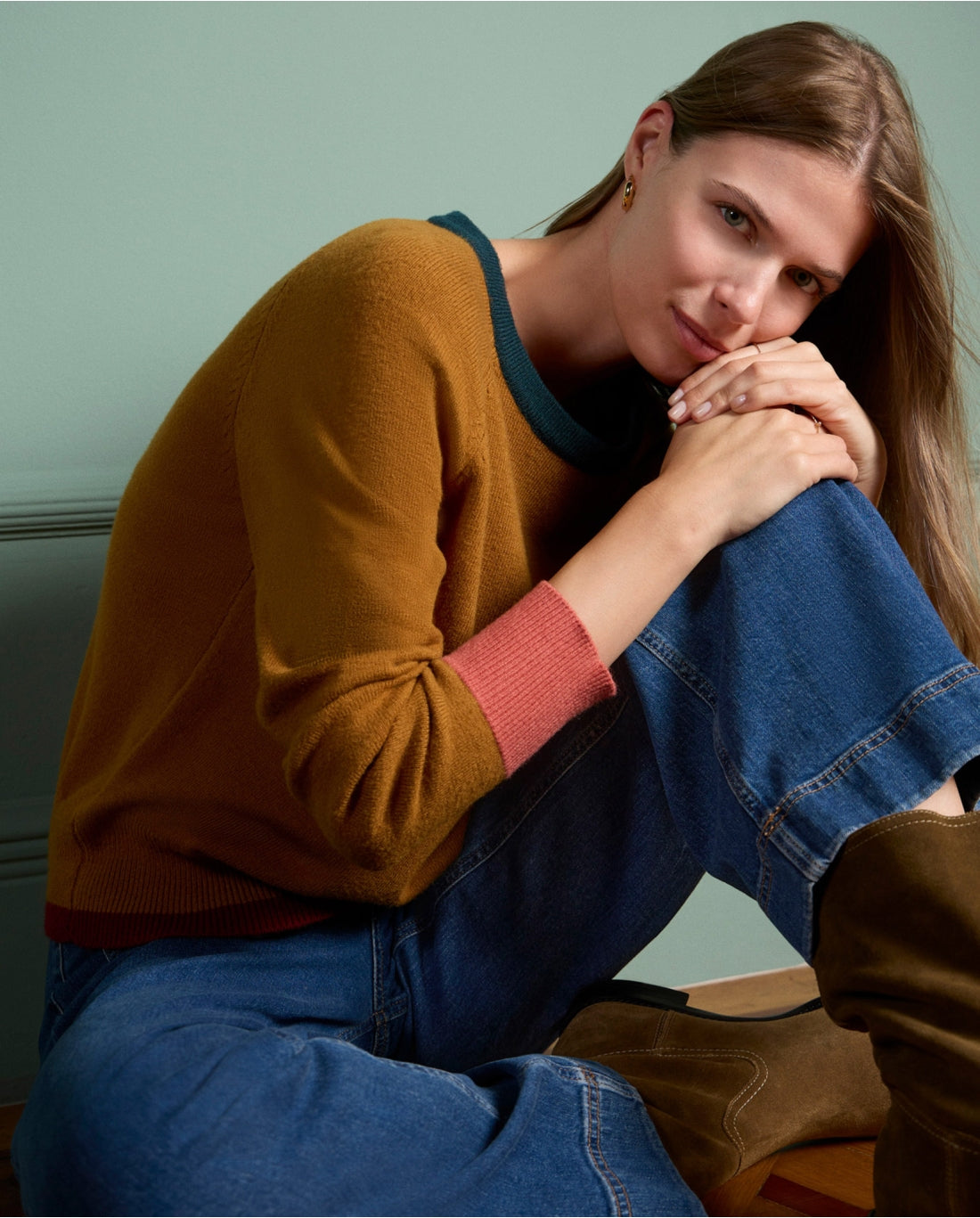 Surkana Liko Round Neck Sweater Camel