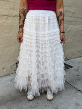 Load image into Gallery viewer, Trio Rouge Beth Tulle Skirt White
