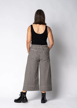 Load image into Gallery viewer, Imagine Fashion Evira Pants Onyx Check
