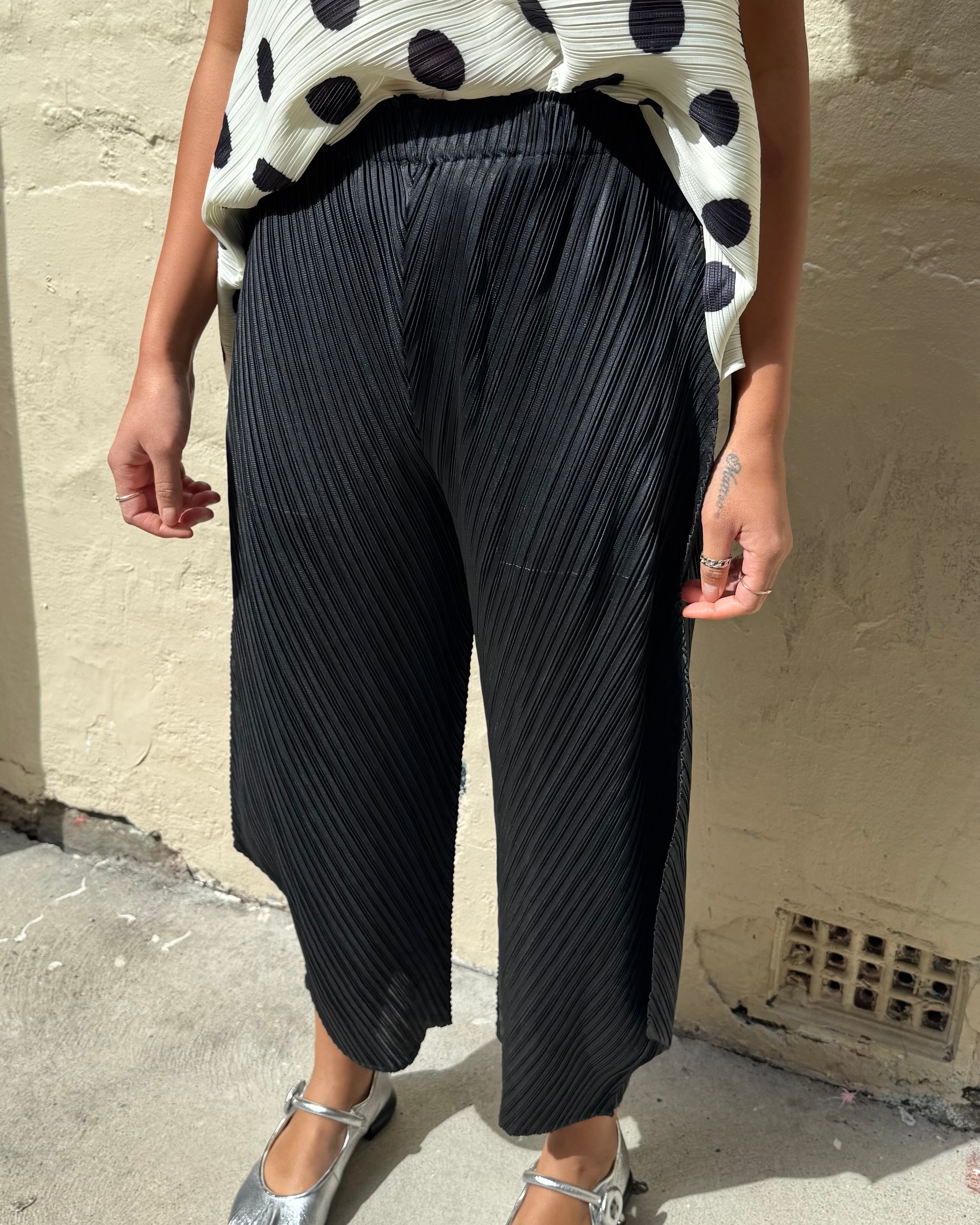 Indulge Me CLO108 Pleated Harem Pants Black