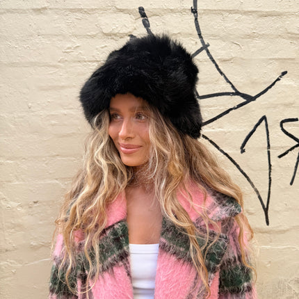 Cinnamon Creations 7549 Faux Fur Fluffy Bucket Hat Black
