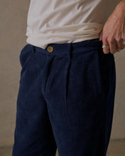 Load image into Gallery viewer, McTavish Classic Cord Pants Blue
