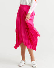 Load image into Gallery viewer, Betty Basics Louis Pleated Skirt Peony Pink
