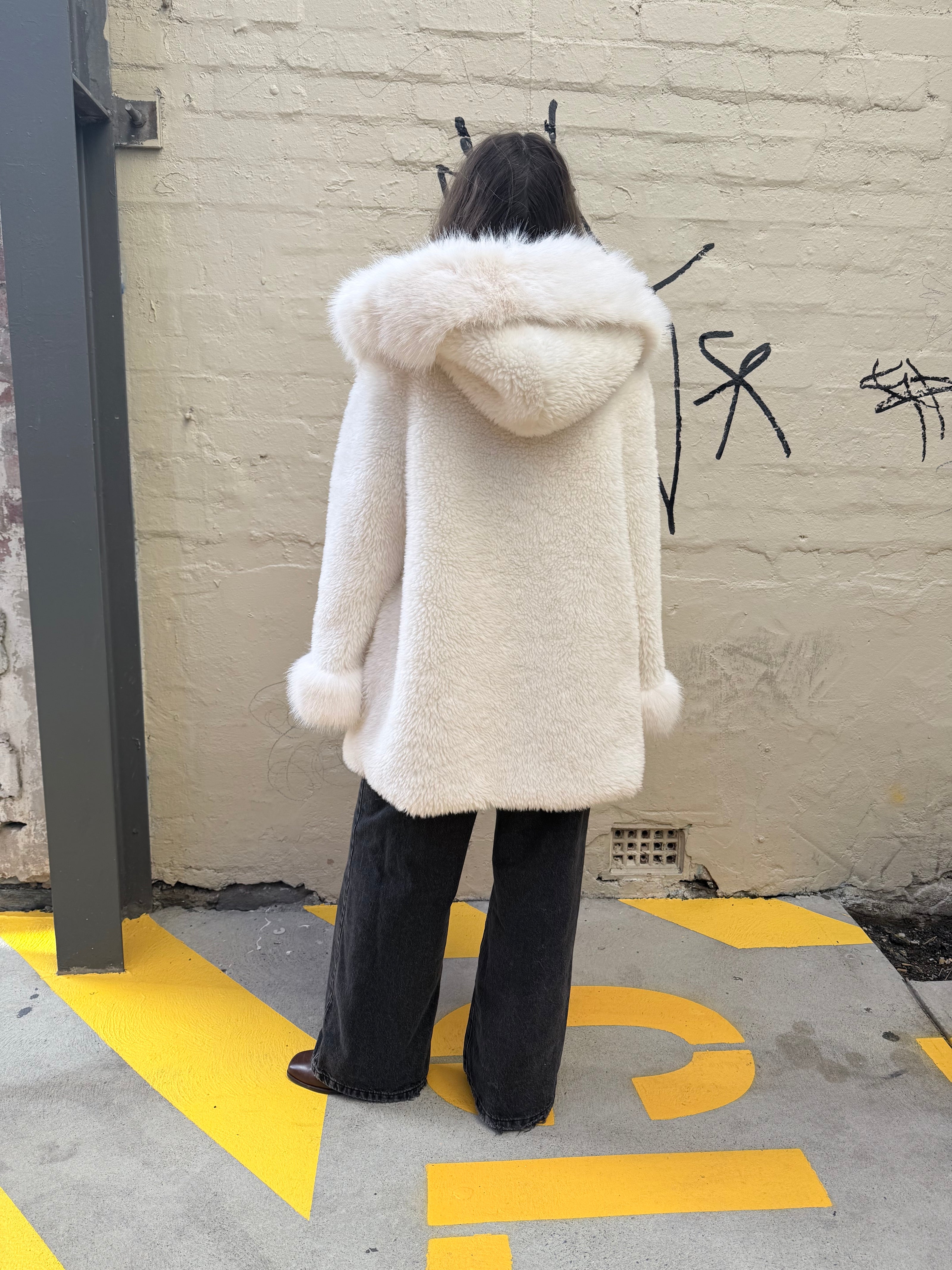 Cinnamon Creations F109 Fluffy Hooded Jacket Ivory